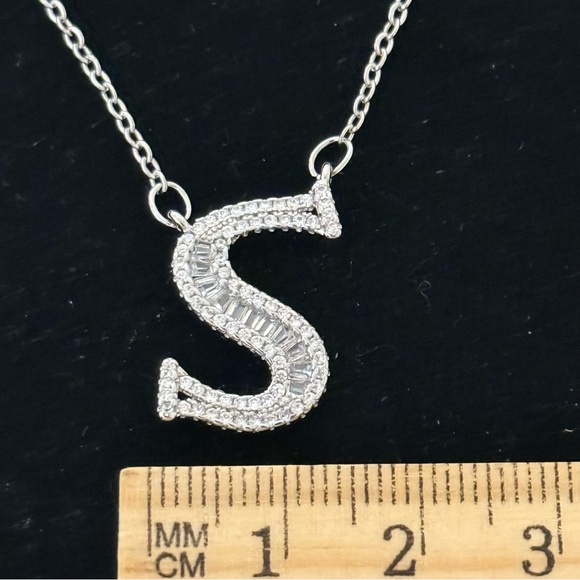 925 Sterling Silver Cubic Zircon Initial Letter S Pendant Necklace - Picture 6 of 11